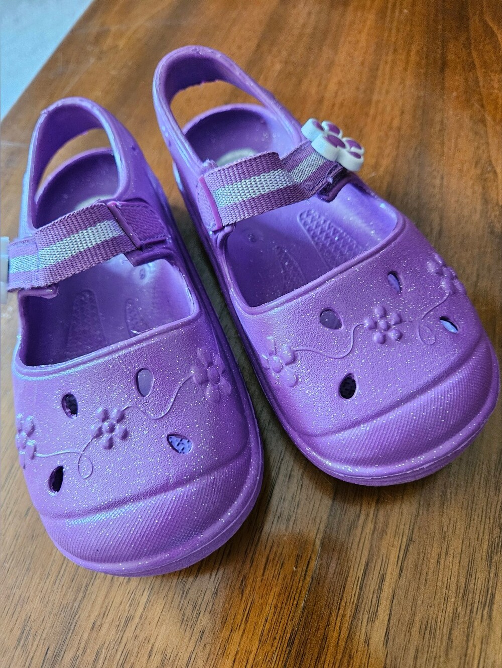 The Children's Place Girls Purple Floral Mary Jane Slip-On Sandals, Size 8